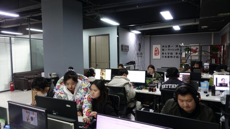 企业宣传片和纪录片，到底该押注哪一个