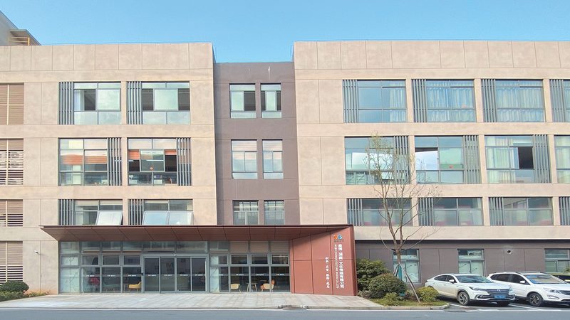 传媒公司如何拓展多元化客户渠道？**